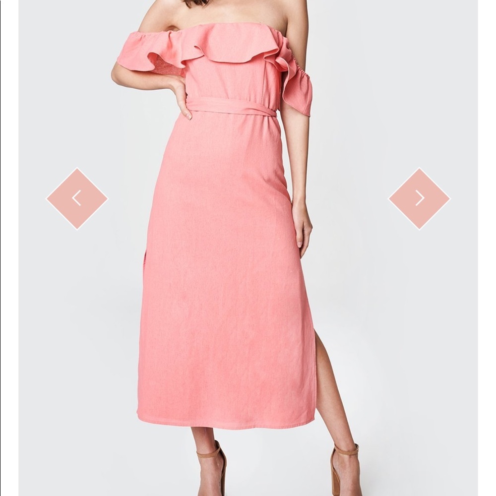 NWOT Sugarlips Rosie Off Shoulder Midi Dress